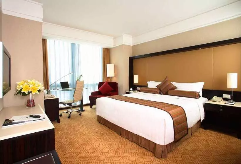 Howard Johnson Huaihai Hotel Shanghai