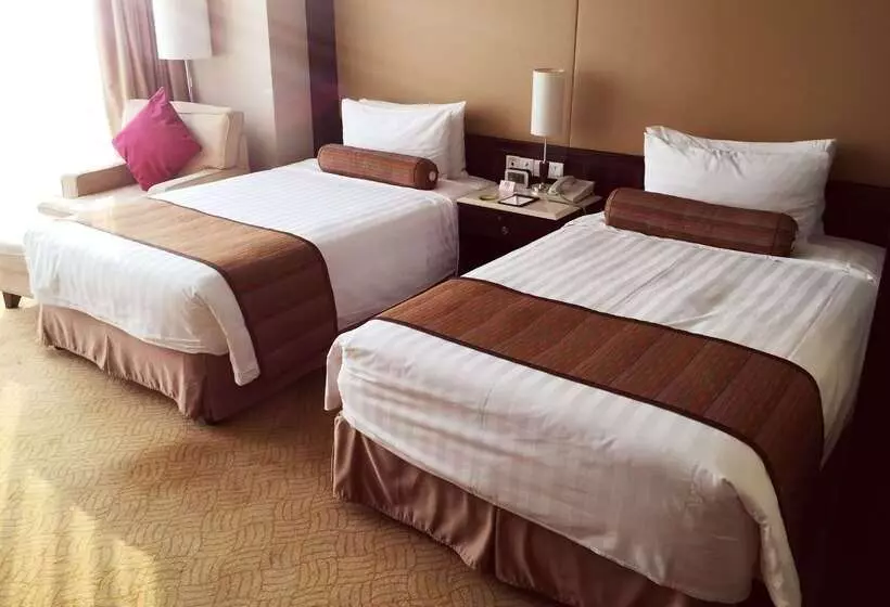 Howard Johnson Huaihai Hotel Shanghai