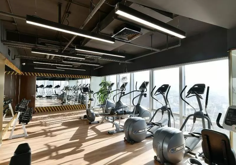 Howard Johnson Huaihai Hotel Shanghai