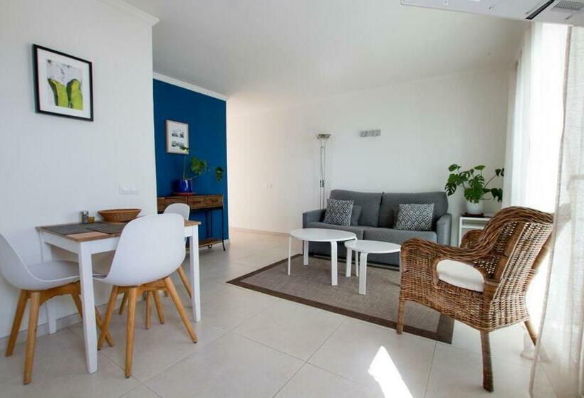 Apartamentos Juan Benítez