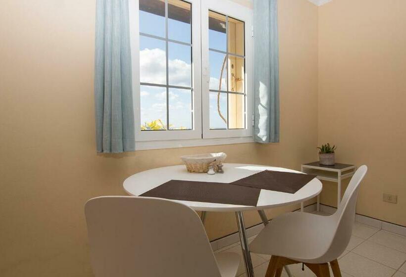 Apartamentos Juan Benítez