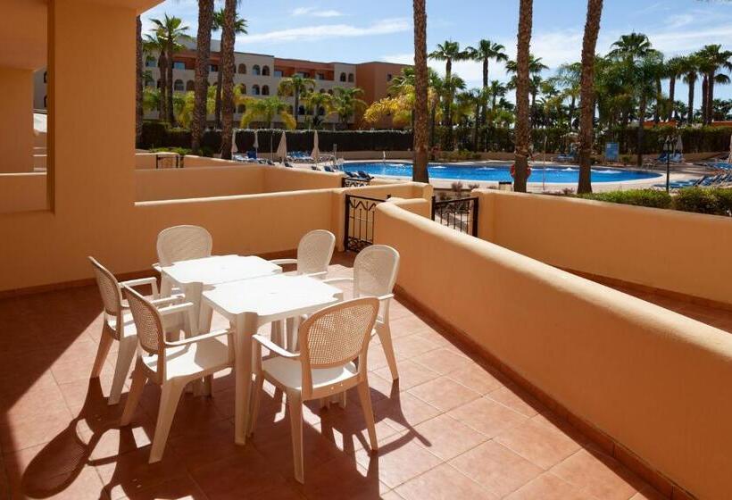 Apartamentos Playamarina