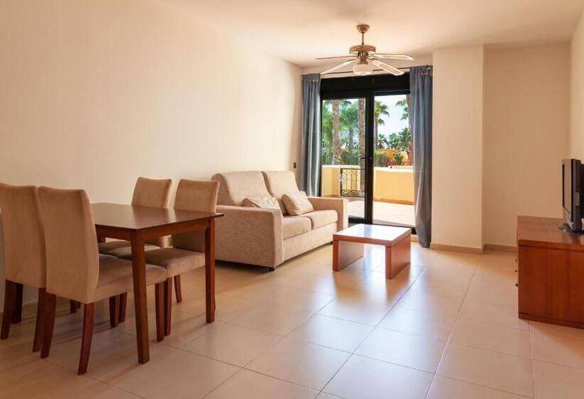 Apartamentos Playamarina