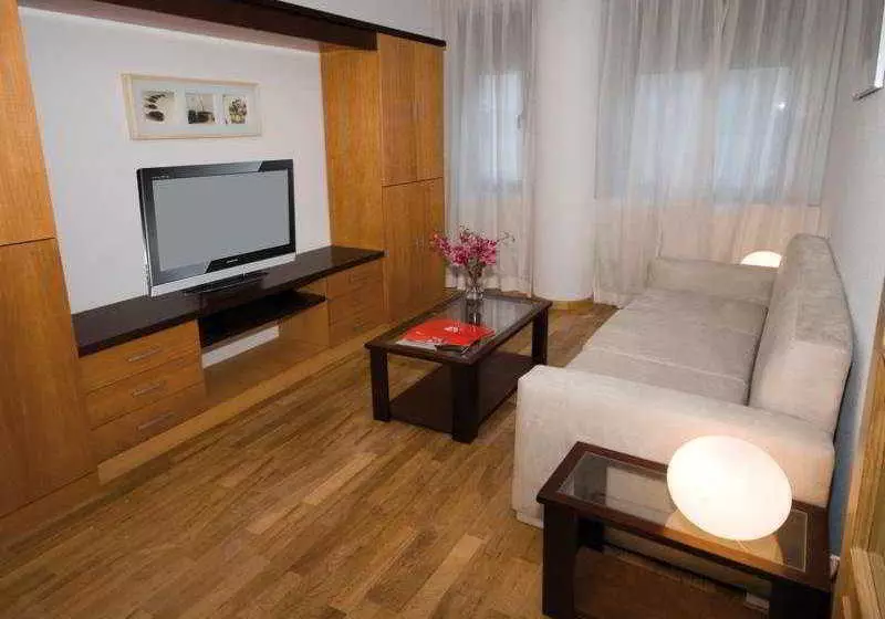 Apartamentos Suites Aeropuerto