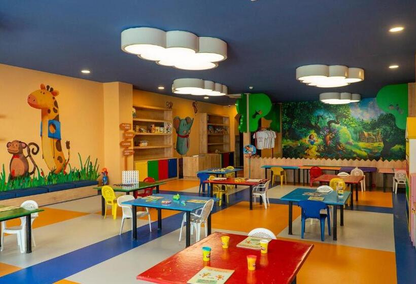 בית מלון כפרי Adalya Art Side   All Inclusive