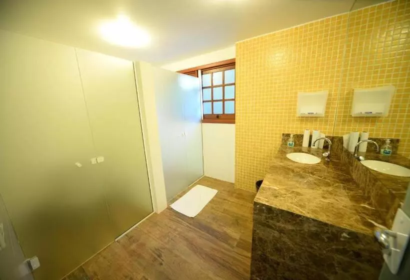 فندق Aguas Claras