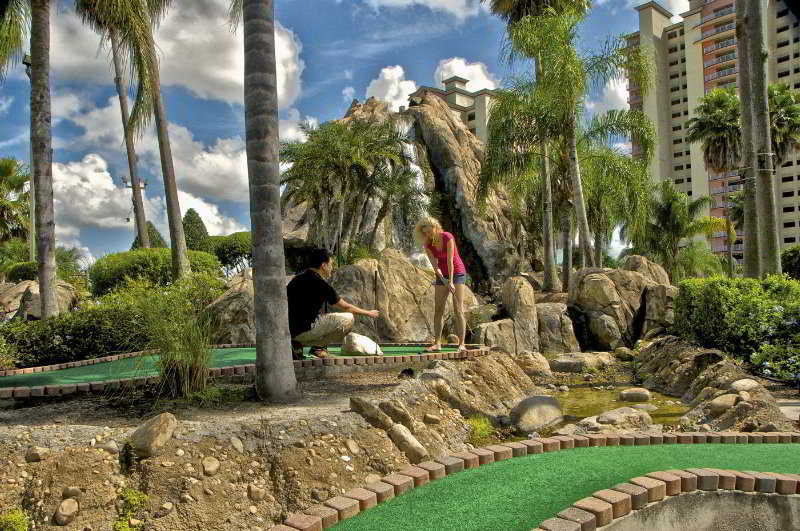 בית מלון כפרי Blue Heron Beach Resort