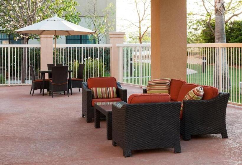 호텔 Courtyard By Marriott Santa Clarita Valencia