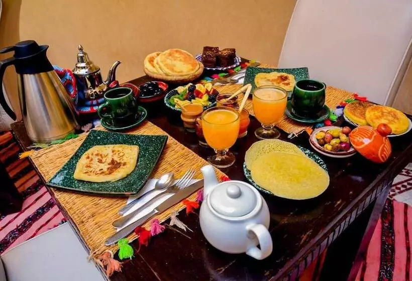 هتل Riad Dar Tuscia