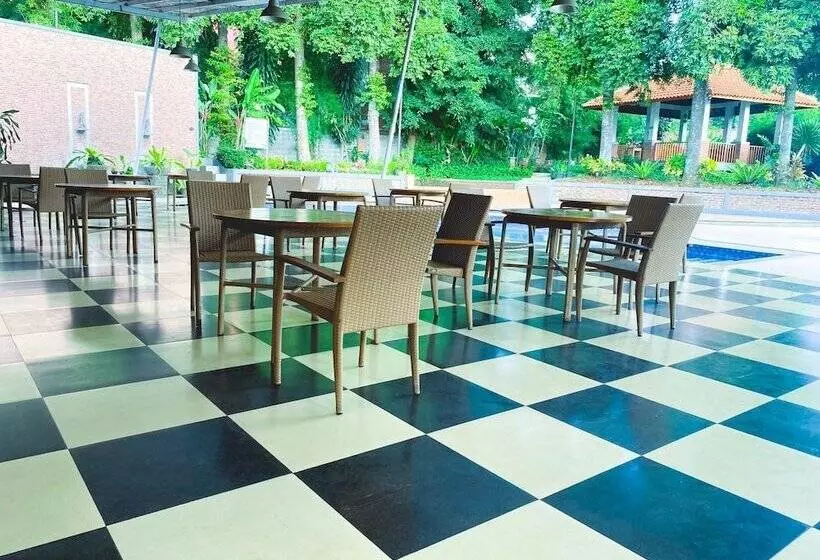 호텔 De Ningrat Topas Galeria