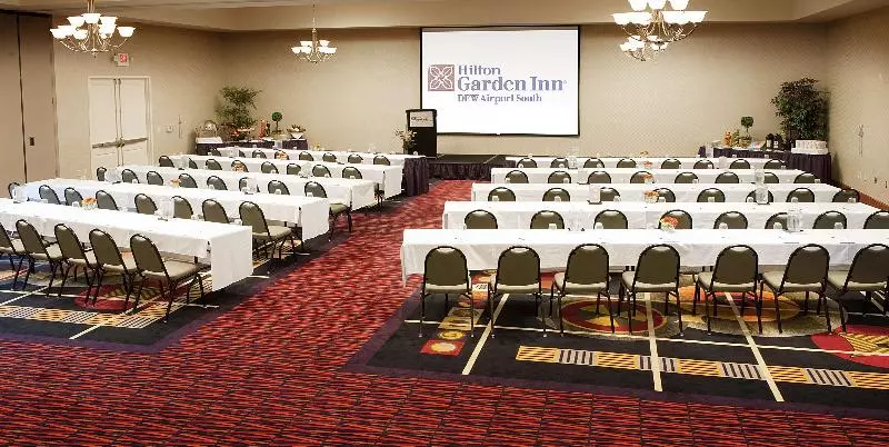 ホテル Hilton Garden Inn Dfw Airport South