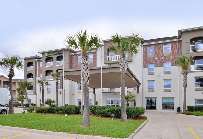 Отель Holiday Inn Express & Suites Corpus Christi N Padre Island, An Ihg