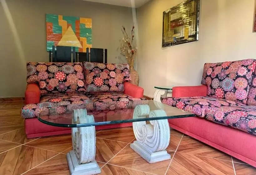 Indian Palace Hotel Boutique