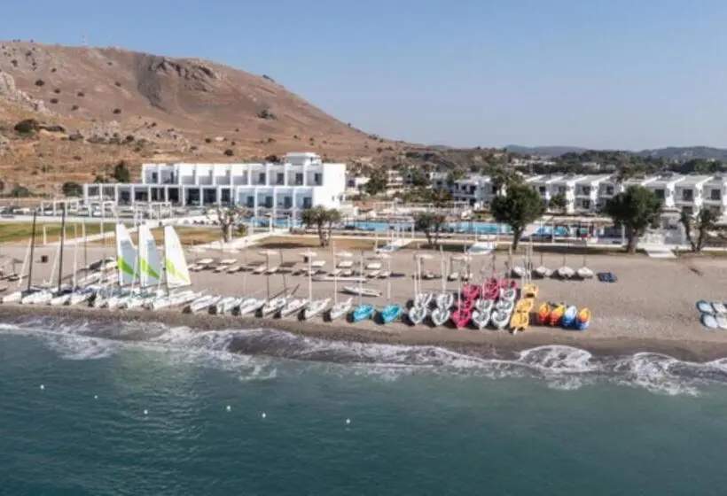 Kamari Beach