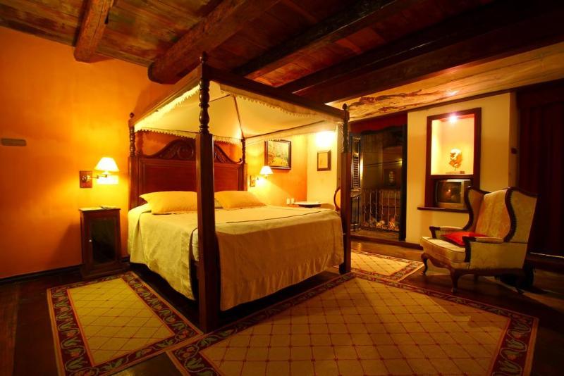 هتل Pousada Do Amparo