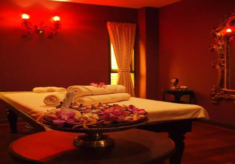 فندق Puripunn Hideaway