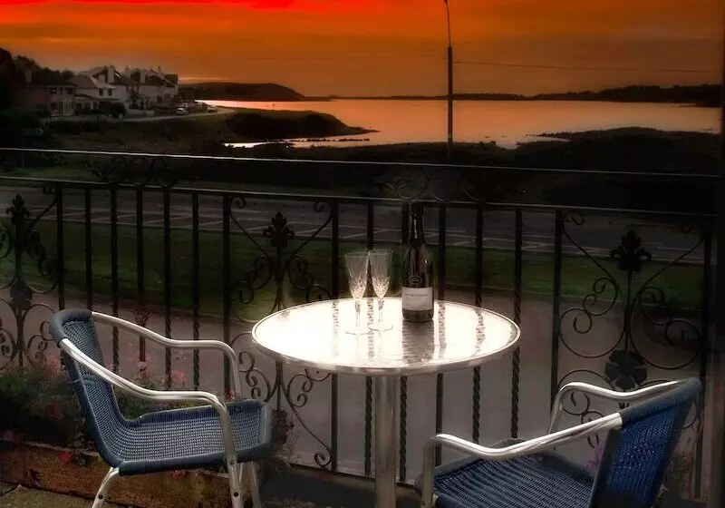 酒店 Rusheen Bay House