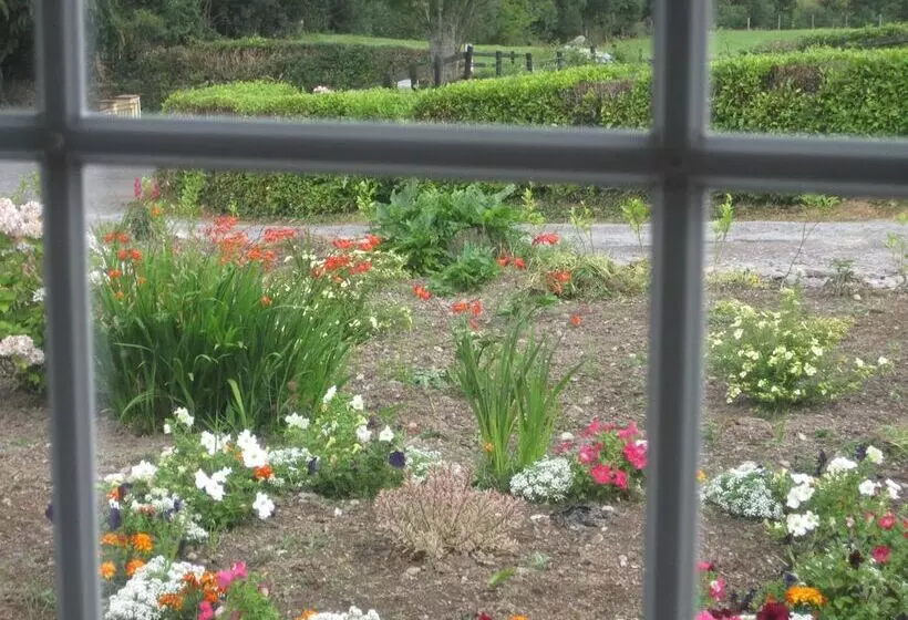 ホテル White Heather Farmhouse