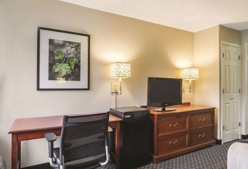 فندق Wingate By Wyndham Brunswick Ga I 95