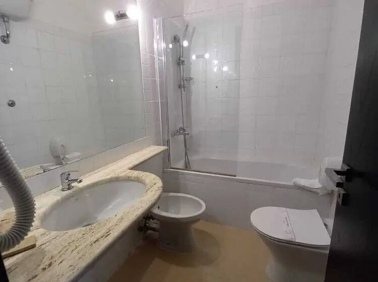 Lh Hotel Excel Roma Montemario