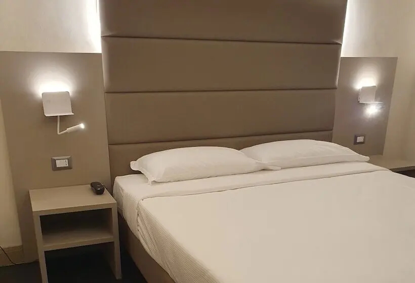 Lh Hotel Excel Roma Montemario