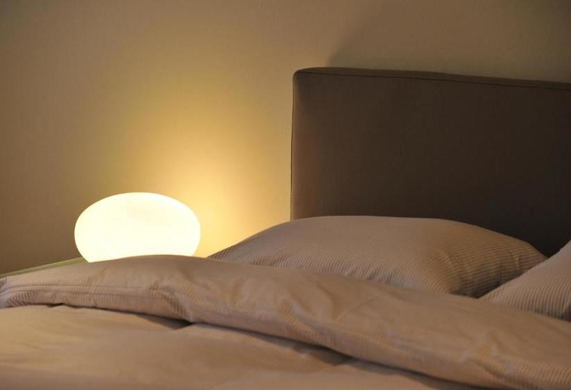 هتل Cave Beetschen