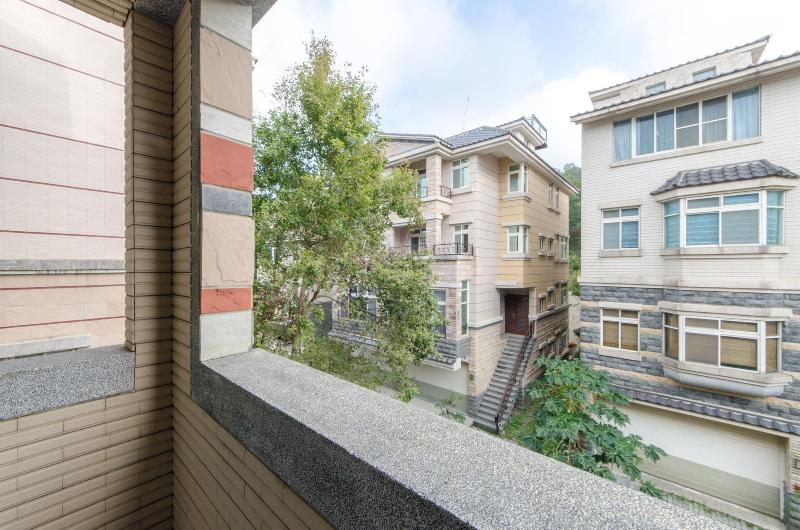 هتل Dan Dan House