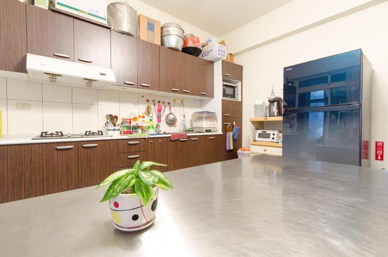 هتل Dan Dan House