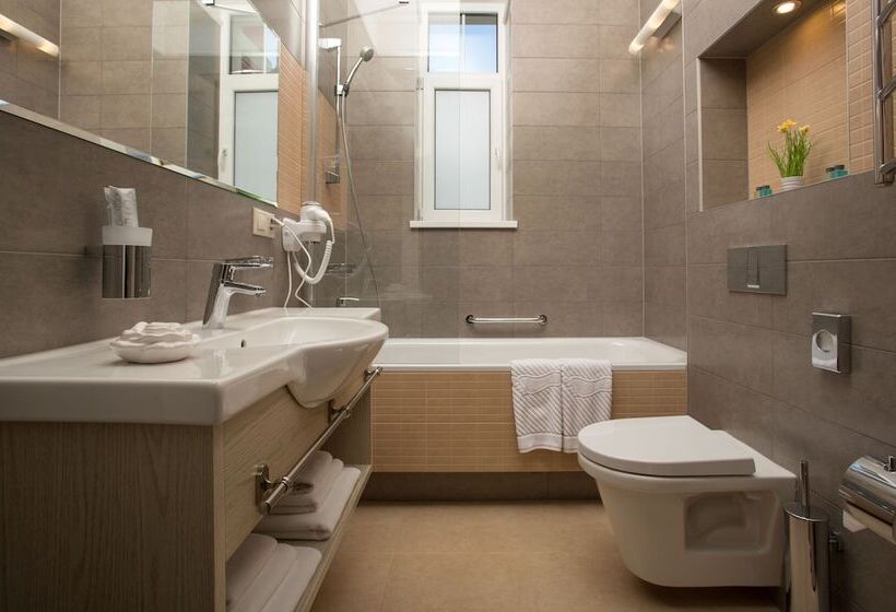 هتل Florange Mini