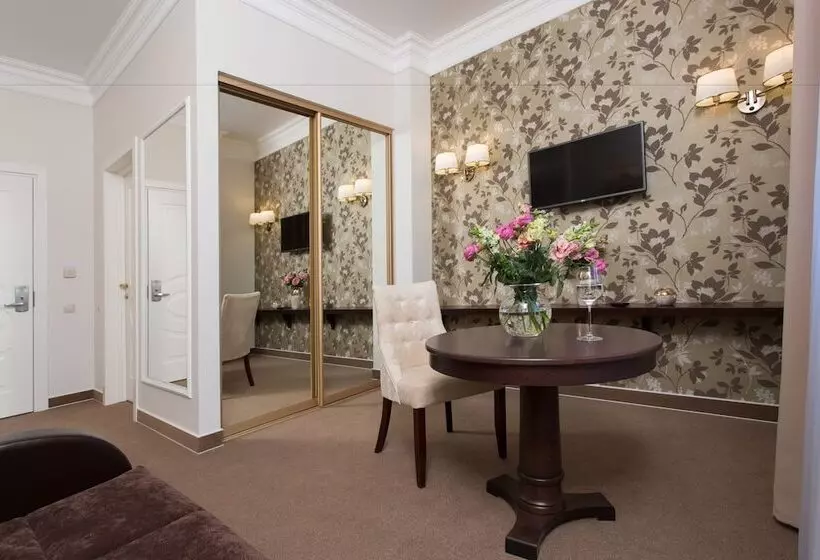 ホテル Florange Mini