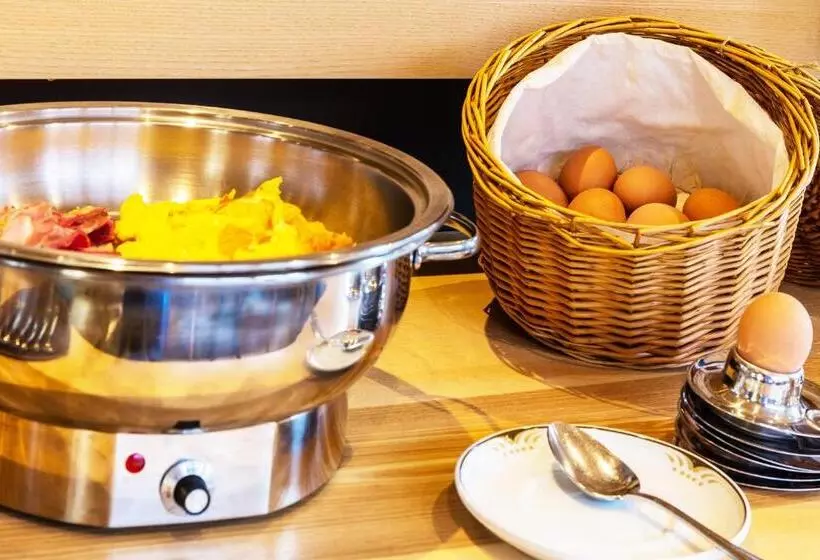 ホテル Gasthof Rebstock