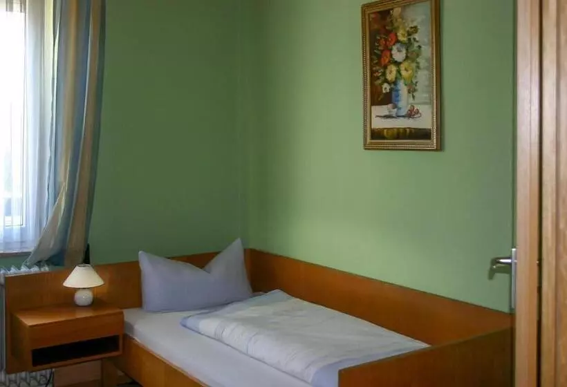 ホテル Gasthof Rebstock