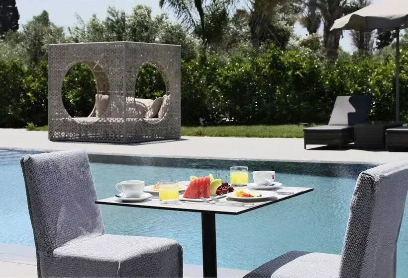 ホテル Lagouvardos Village