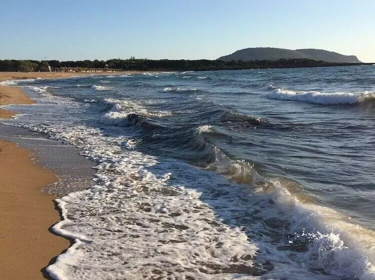 ホテル Lagouvardos Village