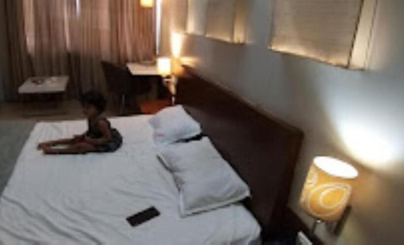 Otel Maratha Residency,ratnagiri