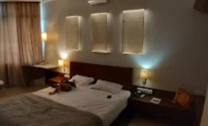 Hotelli Maratha Residency,ratnagiri