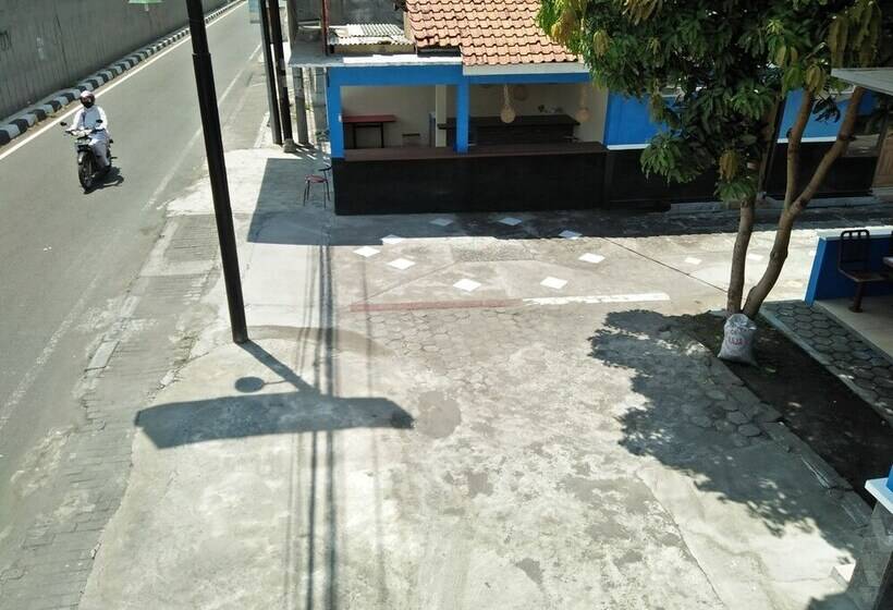 فندق Puri Janti Guest House