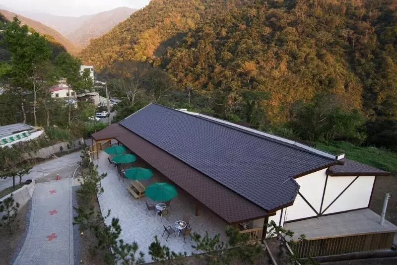 هتل Tang Zhimei Hot Spring
