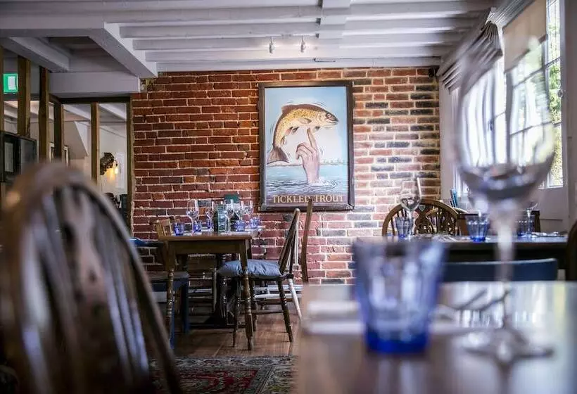 Hotelli The Tickled Trout