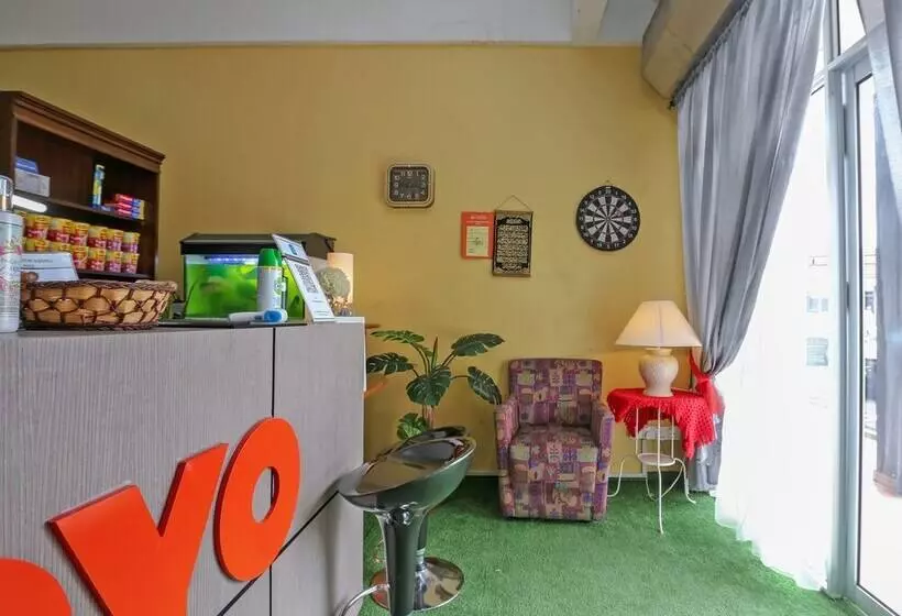 The Sarina Hotel & Cafe By Oyo Rooms