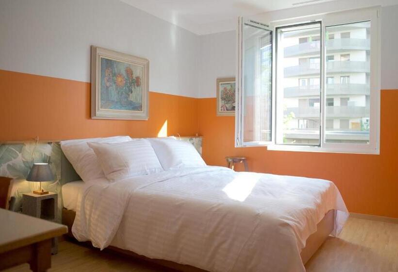 הוסטל Auberge Des Vergers