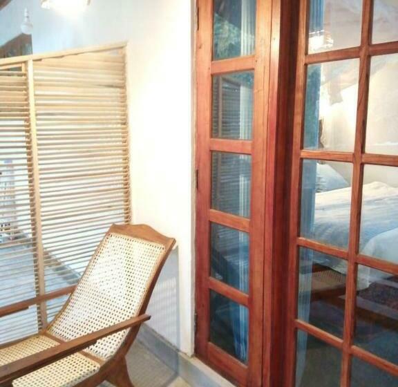 Общежитие Ella Foret Accommodation