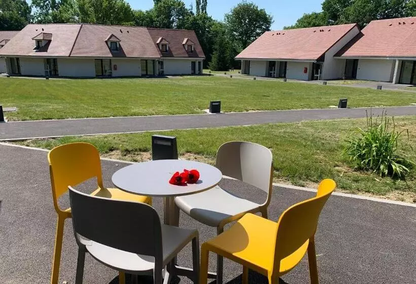 Hotelli Lac D Orient