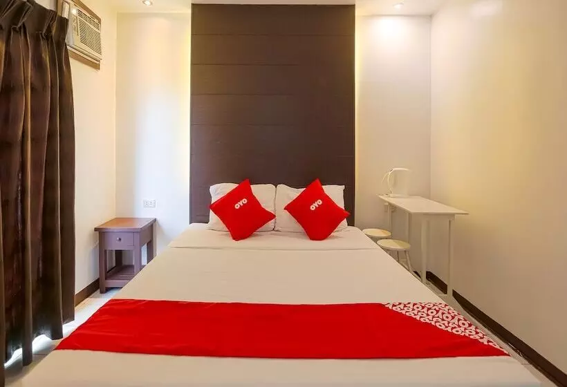 Hotelli Oyo 759 El Ronaldo Suites