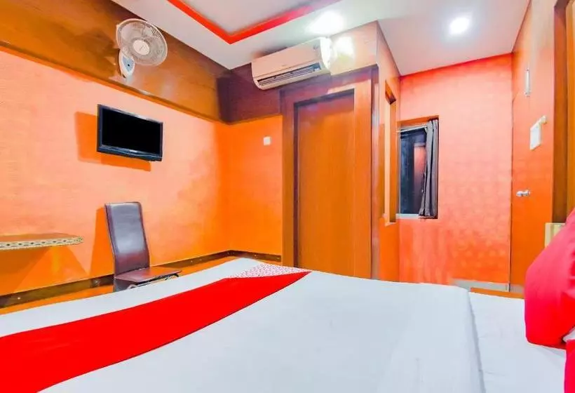 Hotelli Oyo 78593 Nidhi International