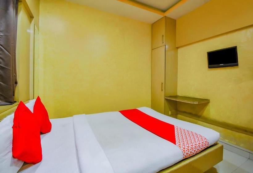 호텔 Oyo 78593 Nidhi International