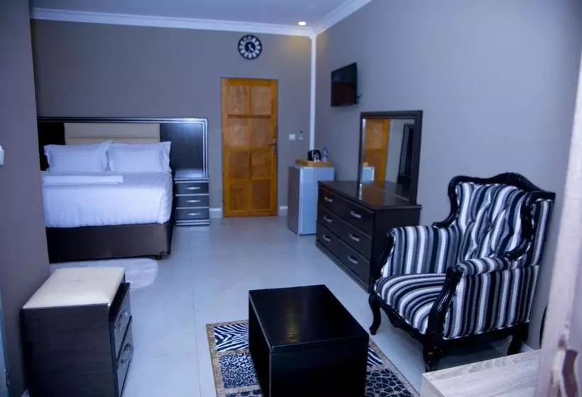 هتل Town Lodge Executive By Colibri