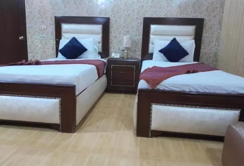 هتل Tulip Inn Faisal Town