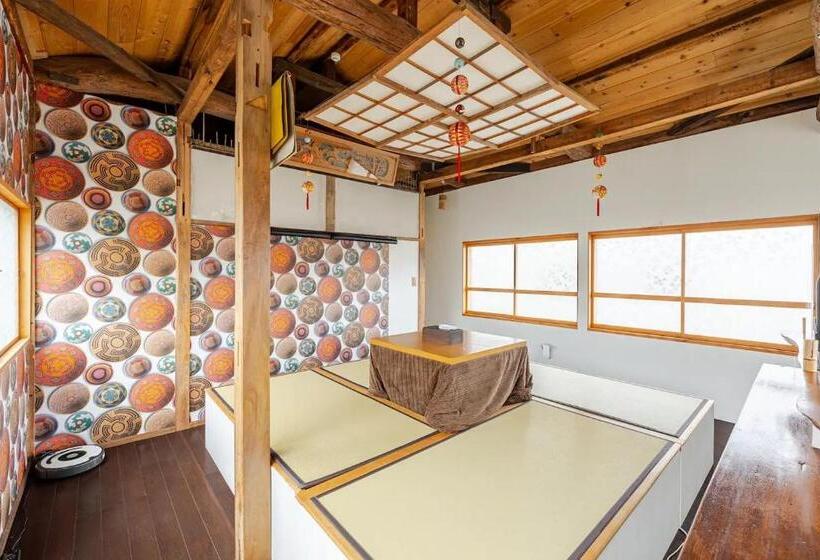 هاستل Guesthouse & Kitchen Hace