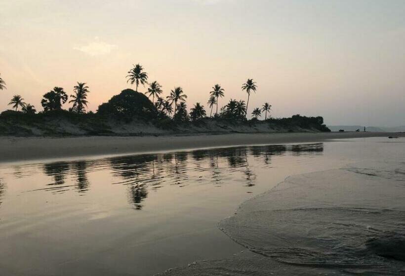 Vandrarhem Morjim Baywoodgoa Longstays